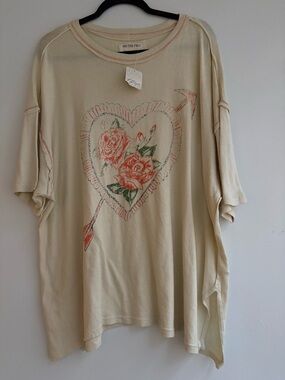 We The Free Love Rose Tee🔥NEW w/Tags🔥